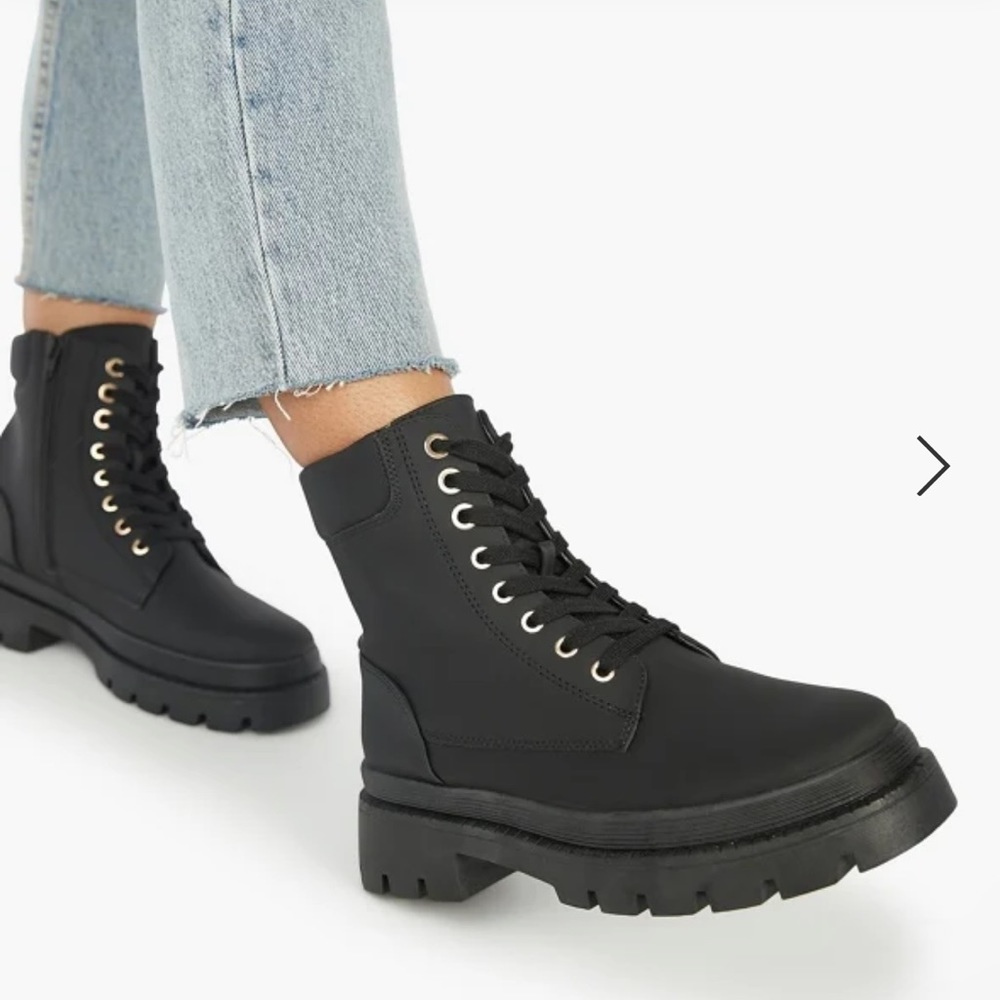 *NWT* JustFab - Tevos Booties | Color: Black | Size: 7.5